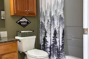 136 Bridge St, Phoenixville, PA 19460 - Photo 12