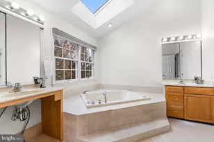 2000 St Andrews Dr, Berwyn, PA 19312 - Photo 24