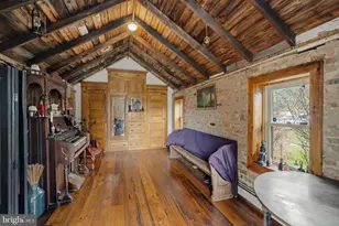 451 Pine Swamp Rd, Elverson, PA 19520 - Photo 24