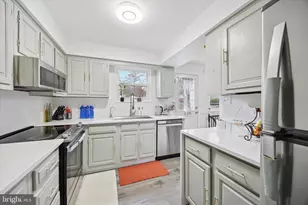 315 Oak Ln W, Exton, PA 19341 - Photo 6