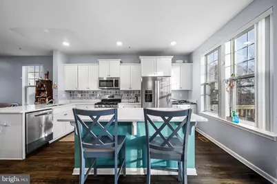 352 Dawson Place, Downingtown, PA 19335 - Photo 4