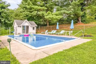 908 Lincoln Rd, Phoenixville, PA 19460 - Photo 4