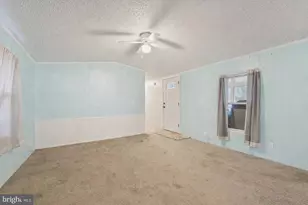 141 Penn Dr, Coatesville, PA 19320 - Photo 6