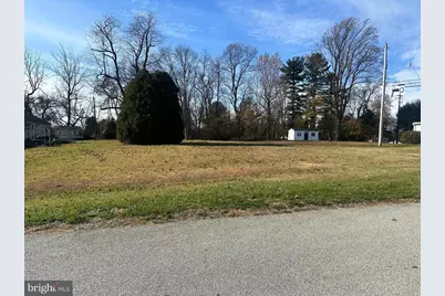 809 Meadowbrook Drive, Coatesville, PA 19320 - Photo 2