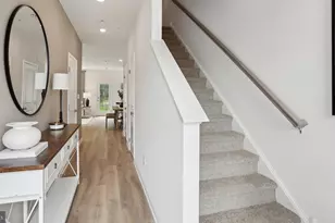 284 Derby Dr, Coatesville, PA 19320 - Photo 2