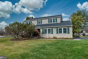 90 Bayberry Ln, Phoenixville, PA 19460 - Photo 1