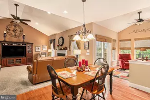 95 Clover Hill Ln, Spring City, PA 19475 - Photo 8