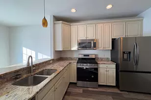 142 Sills Ln, Downingtown, PA 19335 - Photo 4