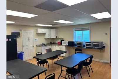 738 W Cypress Street, Kennett Square, PA 19348 - Photo 4