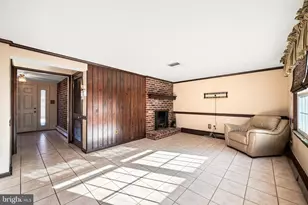 43 N Forge Manor Dr, Phoenixville, PA 19460 - Photo 10