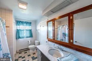 929 N Manor Rd, Honey Brook, PA 19344 - Photo 16