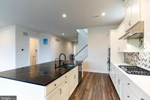 37 Boiler Ct, Phoenixville, PA 19460 - Photo 12