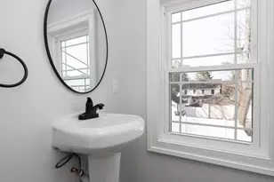 527 W Lancaster Ave, Downingtown, PA 19335 - Photo 14