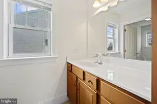 321 Franklin Ave, Phoenixville, PA 19460 - Photo 24