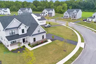 422 Emerald Ct, Spring City, PA 19475 - Photo 4