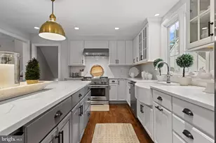 131 Sugartown Rd, Devon, PA 19333 - Photo 10