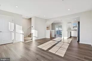 15 Rose Gln Ct, Coatesville, PA 19320 - Photo 4