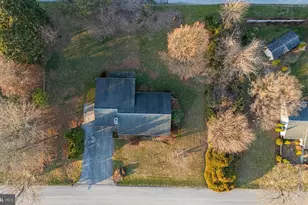 17 Penn St, Coatesville, PA 19320 - Photo 4