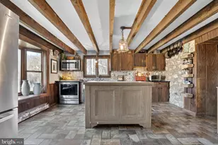 201 Pine Swamp Rd, Elverson, PA 19520 - Photo 14