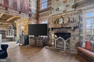 201 Pine Swamp Rd, Elverson, PA 19520 - Photo 6