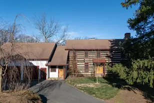 201 Pine Swamp Rd, Elverson, PA 19520 - Photo 4