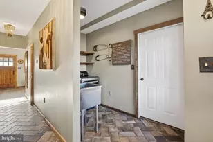 201 Pine Swamp Rd, Elverson, PA 19520 - Photo 20