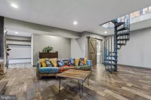 201 Pine Swamp Rd, Elverson, PA 19520 - Photo 36