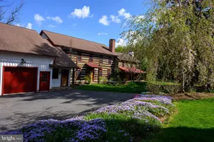 201 Pine Swamp Rd, Elverson, PA 19520 - Photo 1