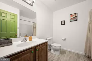 1050 Square Dr, Phoenixville, PA 19460 - Photo 24