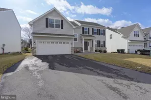 110 Petrelia Dr, Honey Brook, PA 19344 - Photo 4