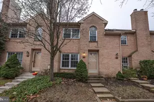 26 Rampart Dr, Chesterbrook, PA 19087 - Photo 2