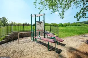 105 Camryn Ct, Downingtown, PA 19335 - Photo 12