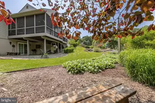 315 Martingale Cir, Coatesville, PA 19320 - Photo 50