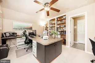 315 Martingale Cir, Coatesville, PA 19320 - Photo 24