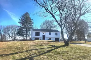 102 Valley Green Dr, Coatesville, PA 19320 - Photo 1