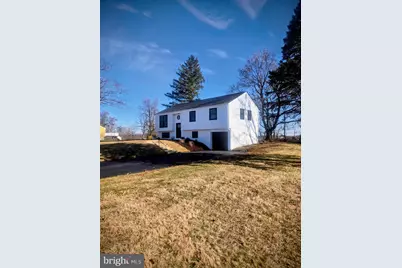 102 Valley Green Drive, Coatesville, PA 19320 - Photo 4