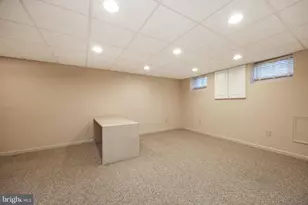 427 Vineyard Ln, Downingtown, PA 19335 - Photo 32