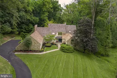 769 S Warren Avenue, Malvern, PA 19355 - Photo 2