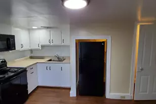 128 New St, Spring City, PA 19475 - Photo 6