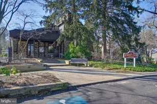 194 Summit House, West Chester, PA 19382 - Photo 38