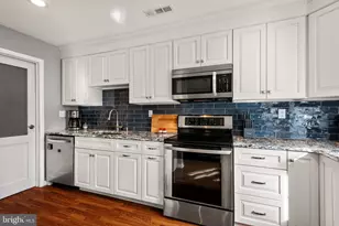 402 Devon Ct, Downingtown, PA 19335 - Photo 8