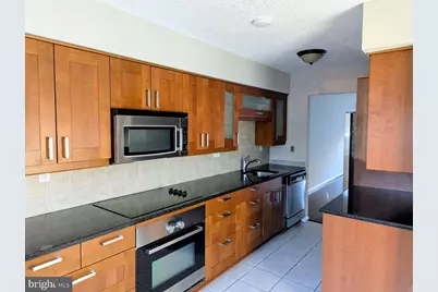 305 Paddock Drive, Chesterbrook, PA 19087 - Photo 4