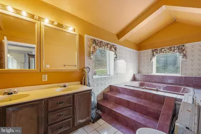 1016 W Boot Road, Downingtown, PA 19335 - Photo 16