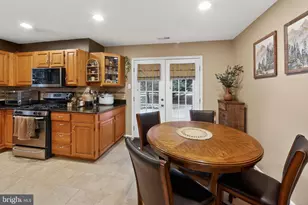 46 Rampart Dr, Chesterbrook, PA 19087 - Photo 8