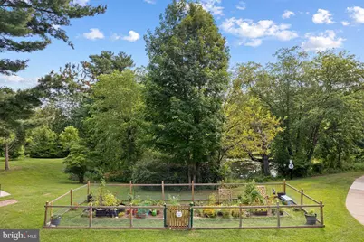 318 Old Forge Xing #318, Devon, PA 19333 - Photo 16