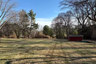 58 Laurel Cir, Malvern, PA 19355 - Photo 2