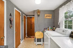 75 Kleyona Ave, Phoenixville, PA 19460 - Photo 16