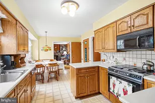 75 Kleyona Ave, Phoenixville, PA 19460 - Photo 14