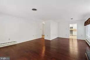 201 Chandler Dr, West Chester, PA 19380 - Photo 4