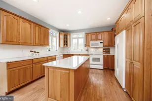 108 Mallard Dr, Coatesville, PA 19320 - Photo 12